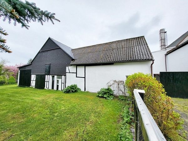 Blick auf das Hintergebäude